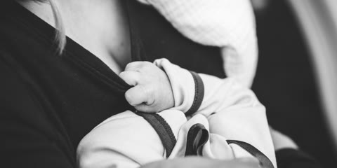 Amamentação nas Primeiras Semanas: O Que Esperar e Como se Preparar