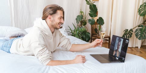 Namoro à Distância: Como Fazer Funcionar de Verdade